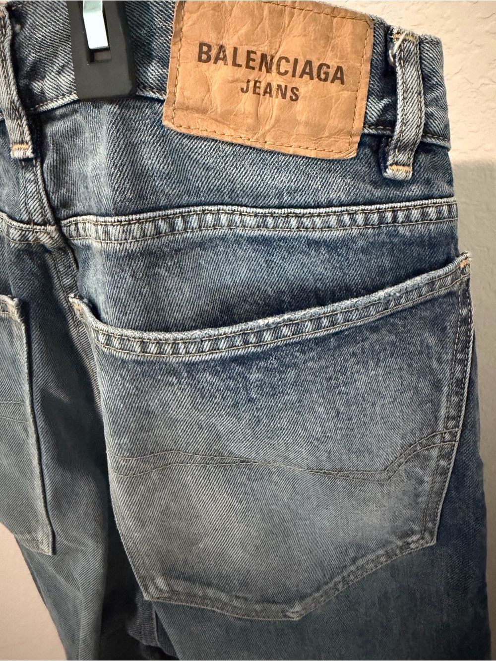 Balenciaga Unisex Light Blue Baggy fit Jeans - Picture 4 of 7